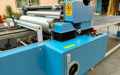 Single Feeder Puzzle Gluing Machine