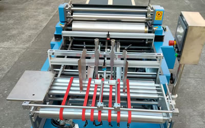 Single Feeder Puzzle Gluing Machine